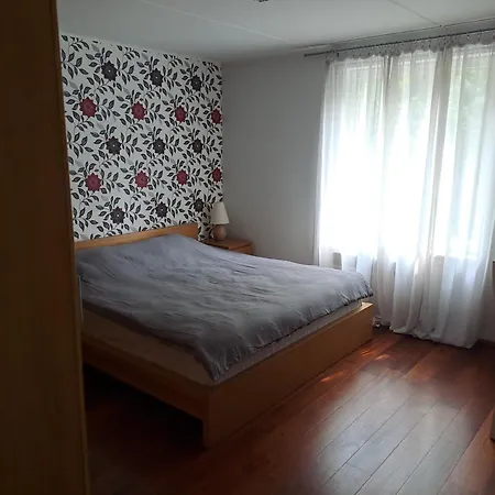 Tolli 12 * Kuressaare